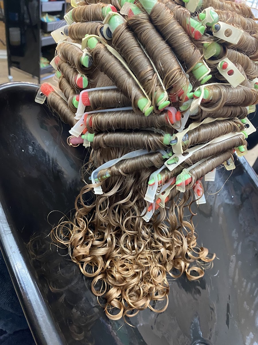 Charmaine Hair Salon